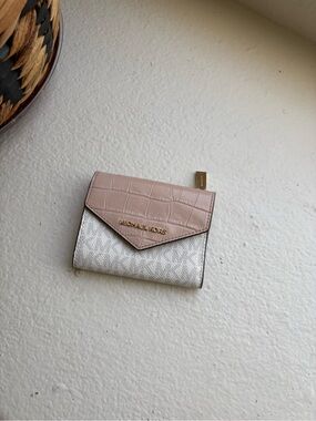 Michael Kors Pink Croc-Embossed and gold Metallic Compact Wallet